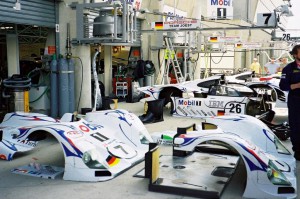 Le Mans Pits: Porsche LMP1/98