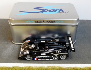 Lola T98 (Le Mans 1999) - eines der ersten Spark-Modelle, Verkauf in Metallschachtel