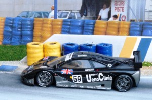 Sieger in Le Mans: McLaren BMW F1 GTR (Minichamps)