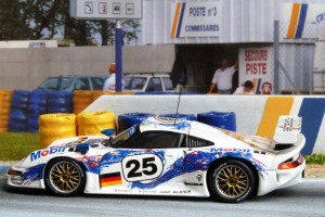 2. Platz in Le Mans: Porsche 911 GT1/96 (Minichamps)