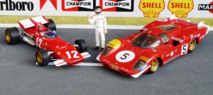 Rennsaison 1970: Formel 1 mit dem Ferrari 312 B (IXO), Sportwagen mit dem Ferrari 512 S (Hostaro)