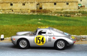 Porsche 550 Coupé Carrera Panamericana 1953 (True Scale), auf schmalere Felgen umgerüstet (Felgen von einem Porsche 550A Spyder-Billigmodell)