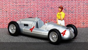 Auto Union Typ D (Donington 1938, Nuvolari) (Modell: Minichamps)